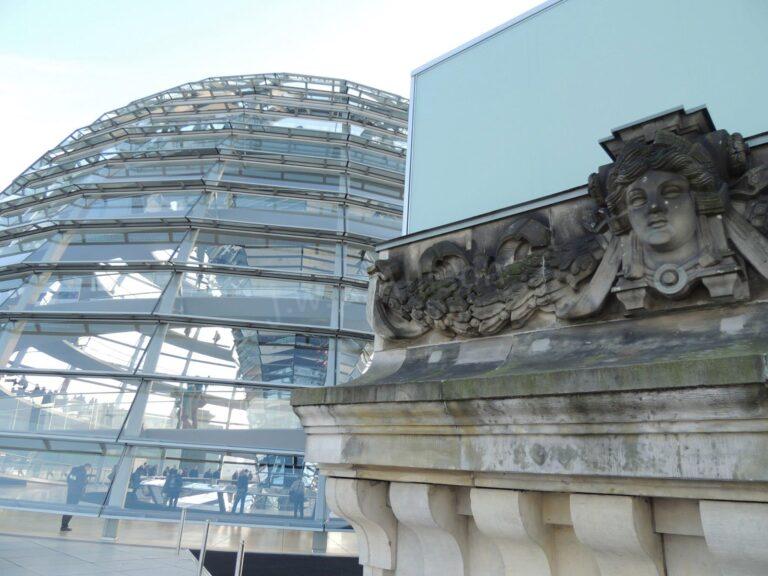 465646_10152309926525227_294082018_o