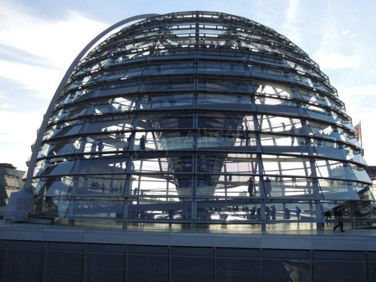 680425_10152309928840227_2073811297_o