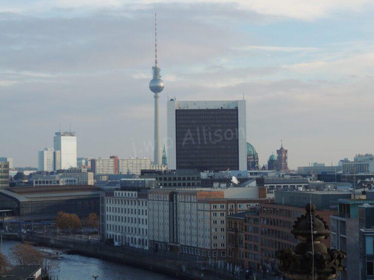 704081_10152309929300227_1677793153_o